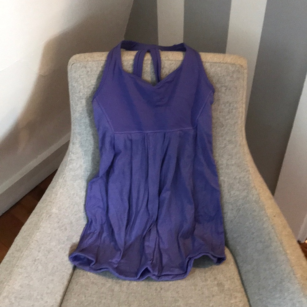Lululemon workout top